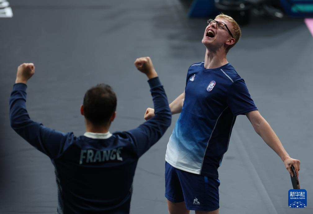 勇士送湖人 勇士送湖人